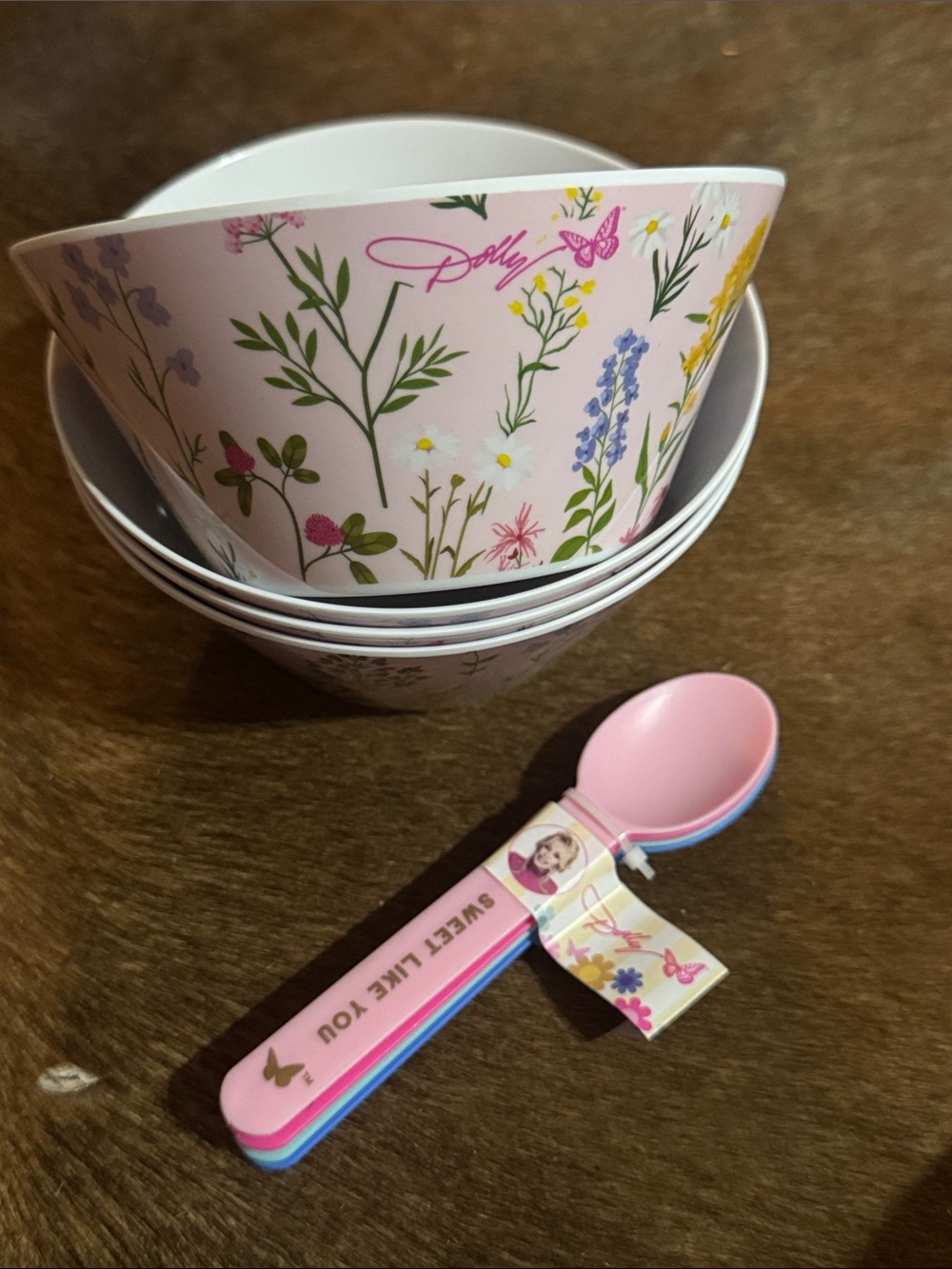 Dolly Pink Floral Disposable Party Bowls with Pink Measuring Spoons